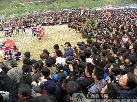 ���������129�컨�ڽ�4��10��12�պ�������