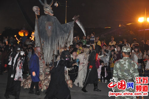 恐龙园10月惊魂月迎来终极万圣夜