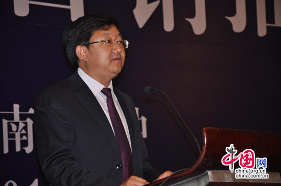 极边福地推介旅游 腾冲县长诚邀各方来“洗肺” 极边福地推介旅游 腾冲县长诚邀各方来“洗肺”